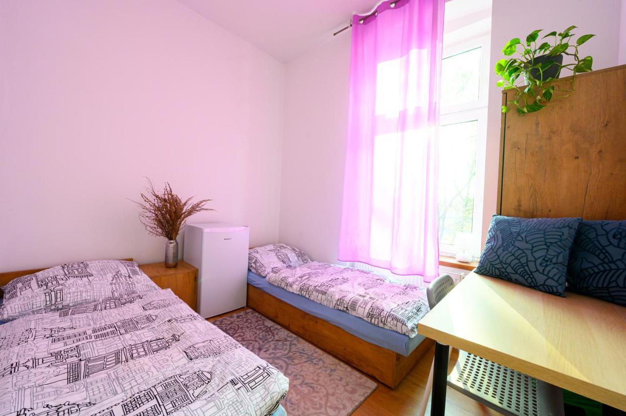 Mru Rooms راتشيبوش المظهر الخارجي الصورة